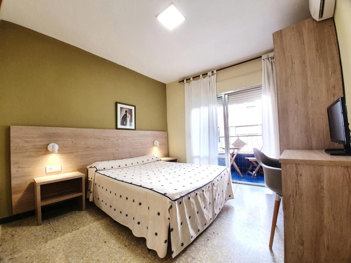 Pension Belmonte II Benicarlo Bagian luar foto